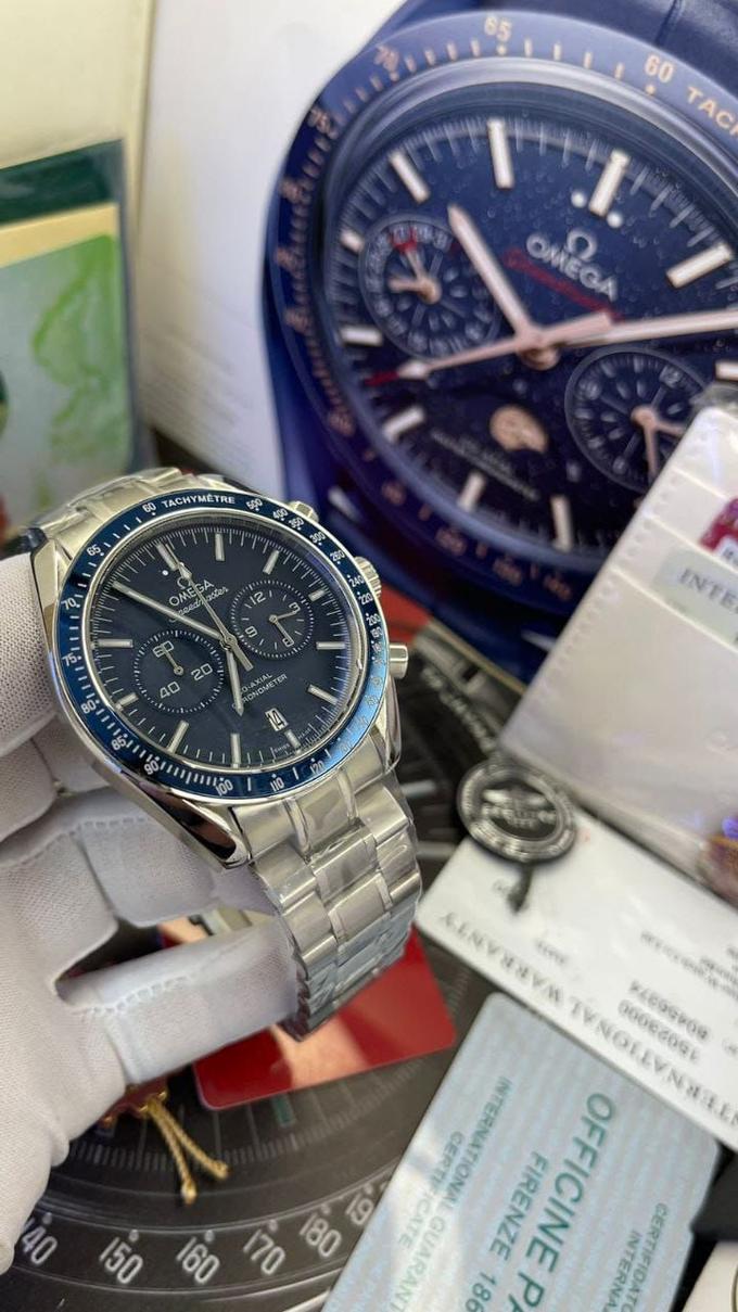 Omega Speedmaster Moonwatch Co-Axial Blue Dial Titanium Men's Watch